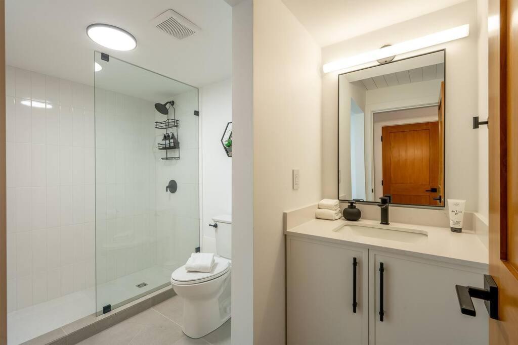 Powder & Pines Luxury Suite Whistler Esterno foto